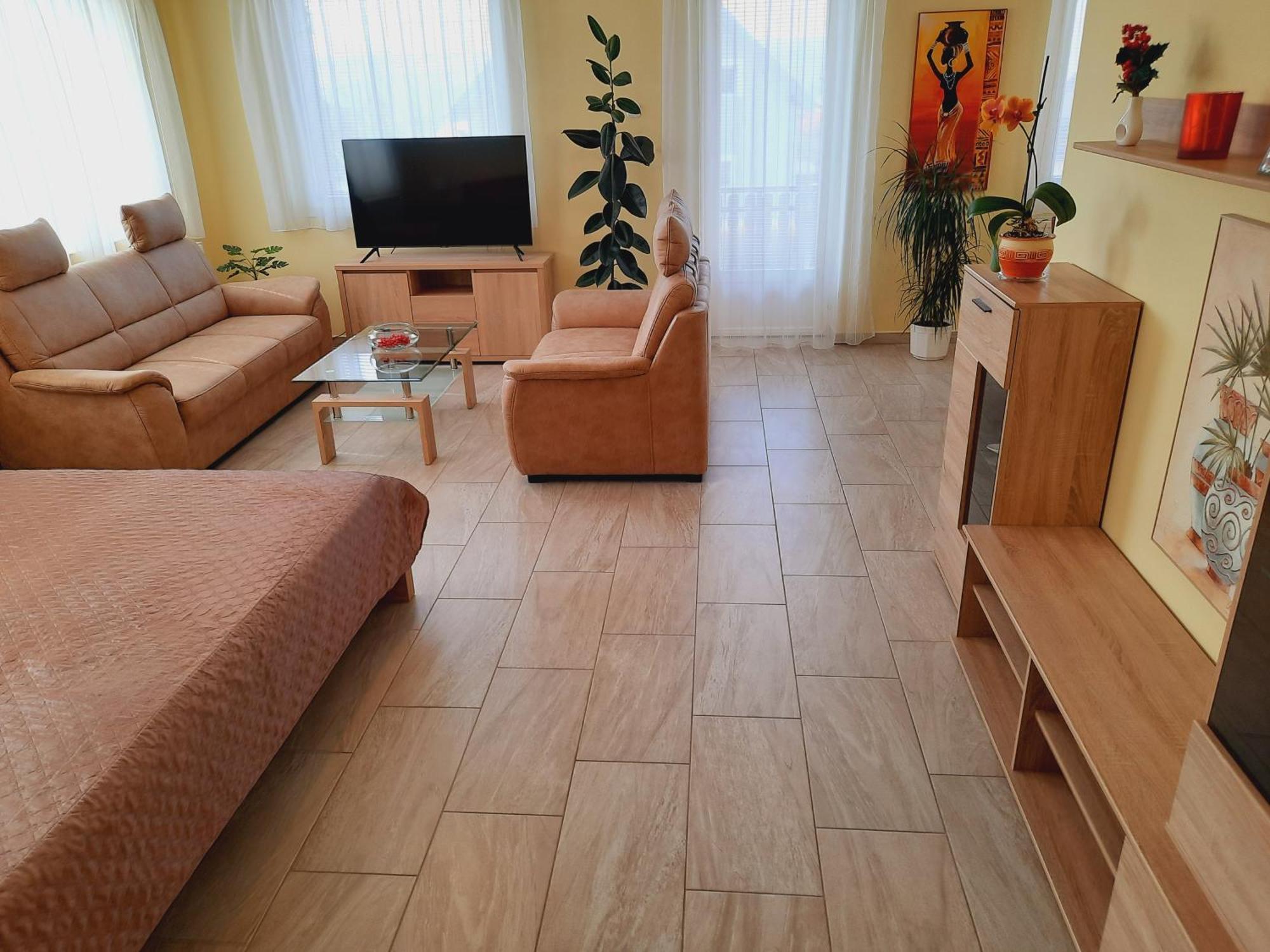 Apartmanhaz King Хевіз Екстер'єр фото