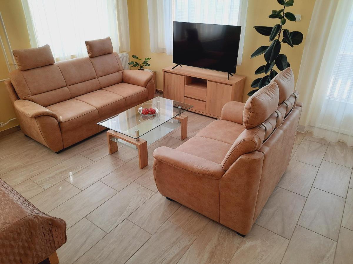 Apartmanhaz King Хевіз Екстер'єр фото