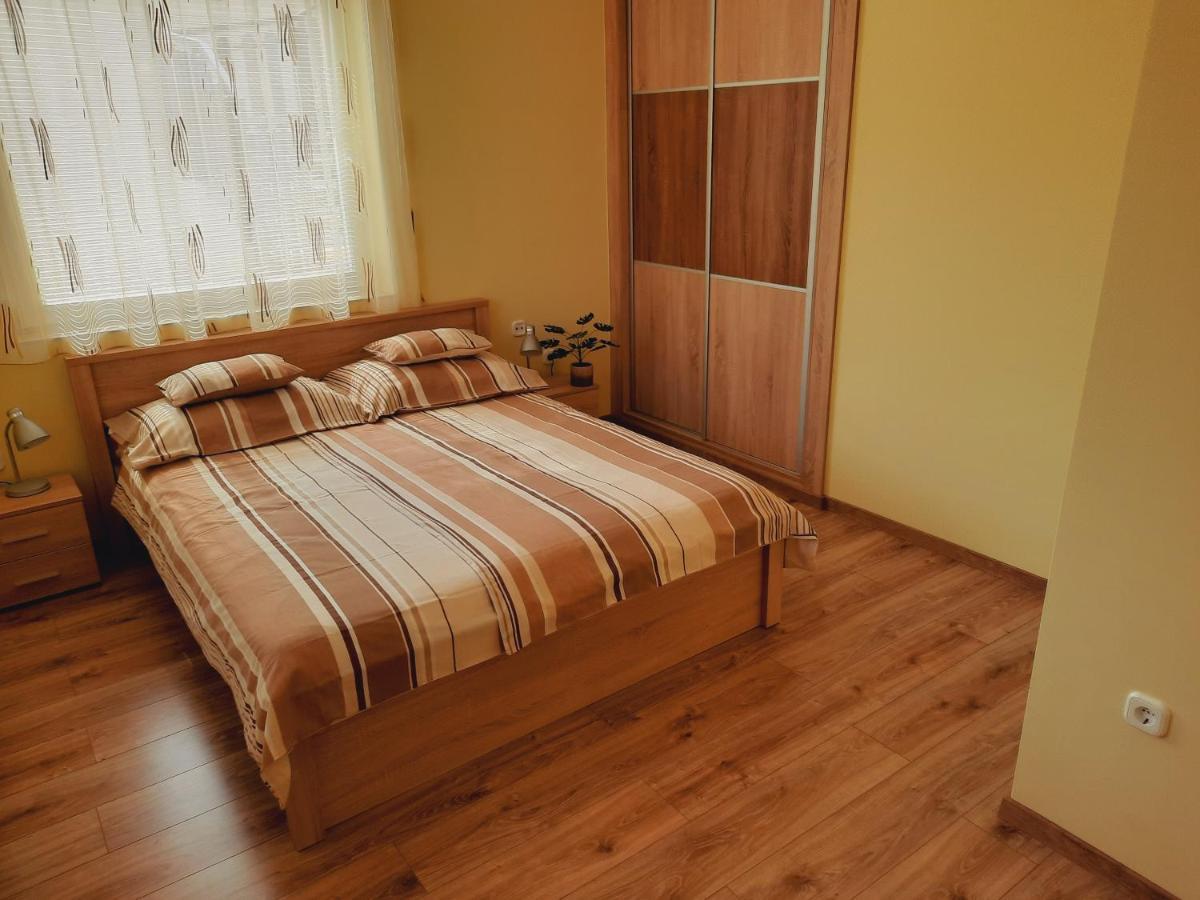 Apartmanhaz King Хевіз Екстер'єр фото